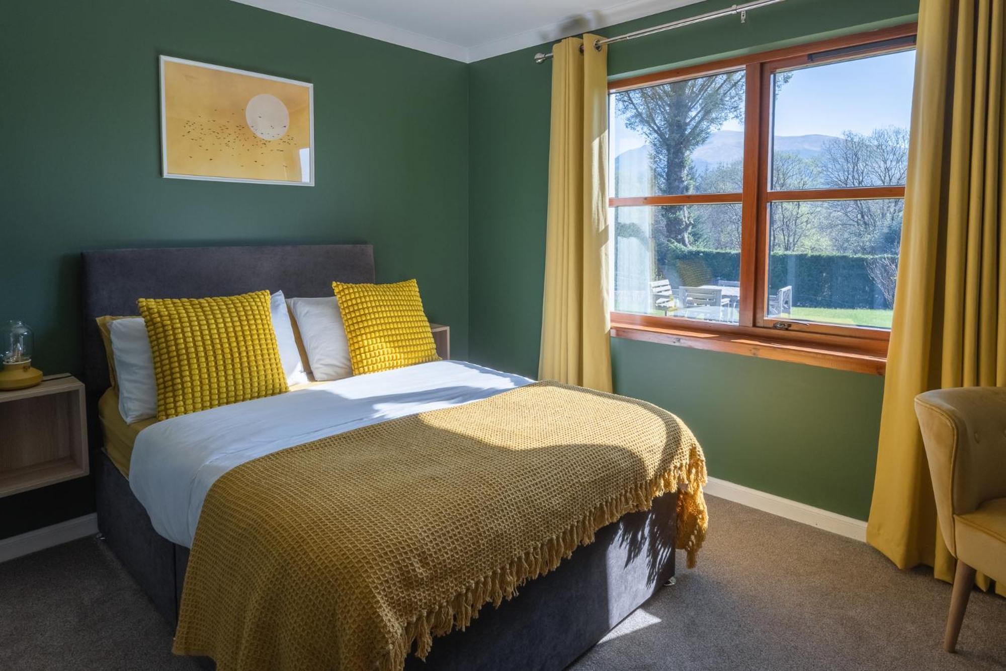 Mizpah Bed & Breakfast Near Ben Nevis Highlands Ройбридж Стая снимка