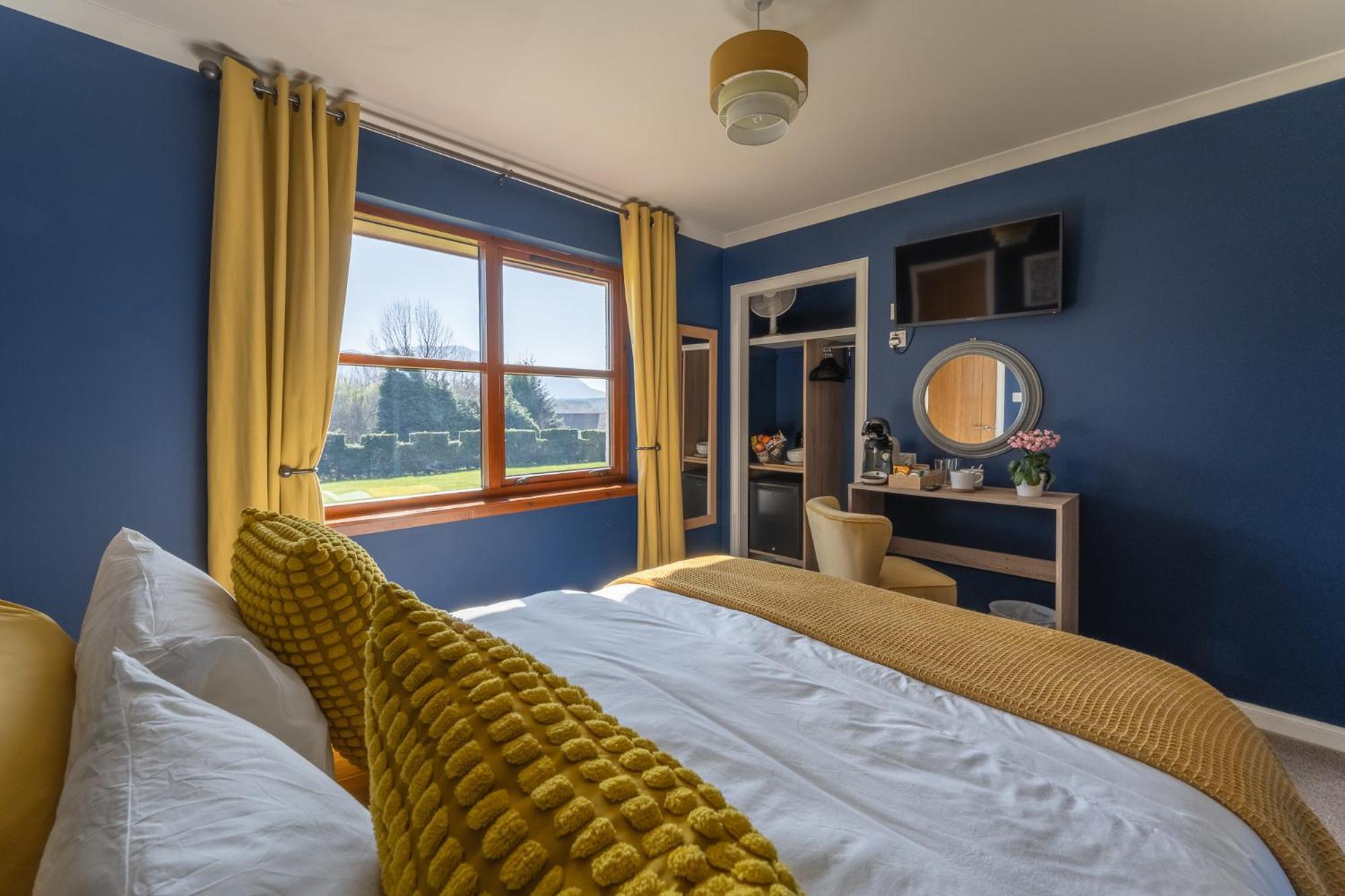Mizpah Bed & Breakfast Near Ben Nevis Highlands Ройбридж Стая снимка